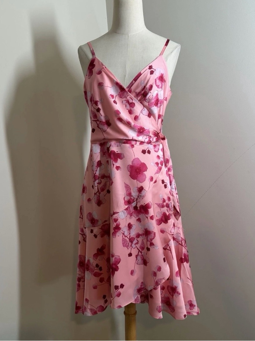 NWT! Hutch Nordstrom Pink Tonal -SZ XL- Sleeveless Tie Back Floral Wrap Dress